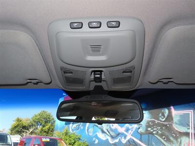 2006 Volvo V70 2.4 - Photo 13 - Santa Cruz, CA 95062