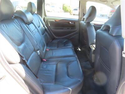 2006 Volvo V70 2.4 - Photo 23 - Santa Cruz, CA 95062