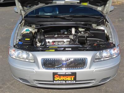 2006 Volvo V70 2.4 - Photo 32 - Santa Cruz, CA 95062