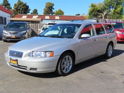 2006 Volvo V70 2.4 - Photo 2 - Santa Cruz, CA 95062