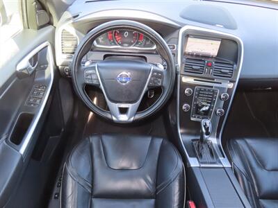 2014 Volvo XC60 T6 R-Design AWD Platinum   - Photo 10 - Santa Cruz, CA 95062