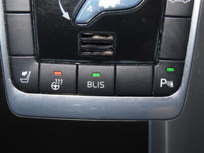 2014 Volvo XC60 T6 R-Design AWD Platinum   - Photo 17 - Santa Cruz, CA 95062