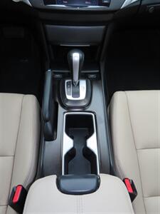 2014 Honda Crosstour EX-L V6   - Photo 16 - Santa Cruz, CA 95062