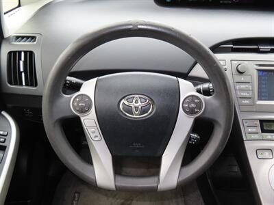 2015 Toyota Prius Two   - Photo 8 - Santa Cruz, CA 95062
