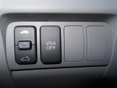 2004 Acura TSX w/Navi - Photo 11 - Santa Cruz, CA 95062
