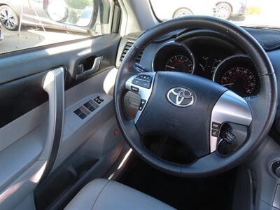 2012 Toyota Highlander SE   - Photo 10 - Santa Cruz, CA 95062