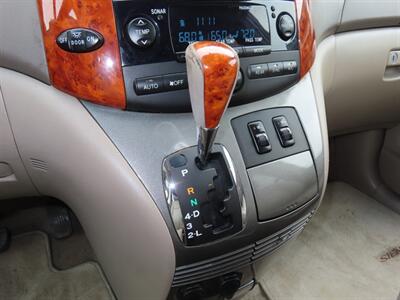2007 Toyota Sienna XLE Limited 7-Passenger AWD - Photo 24 - Santa Cruz, CA 95062