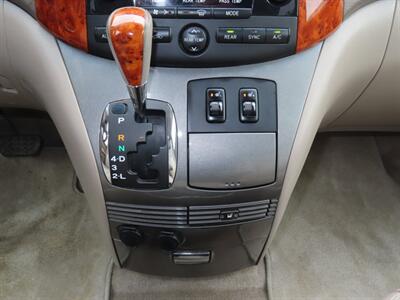 2007 Toyota Sienna XLE Limited 7-Passenger AWD - Photo 22 - Santa Cruz, CA 95062