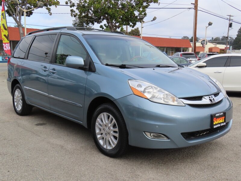 2007 Toyota Sienna XLE Limited 7-Passen  