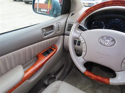 2007 Toyota Sienna XLE Limited 7-Passenger AWD - Photo 11 - Santa Cruz, CA 95062