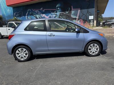 2012 Toyota Yaris 3-Door L - Photo 8 - Santa Cruz, CA 95062
