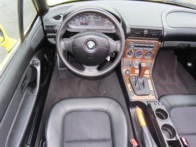 2001 BMW Z3 2.5i - Photo 6 - Santa Cruz, CA 95062