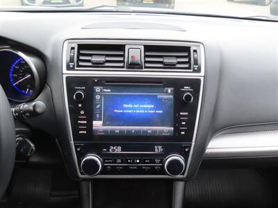 2018 Subaru Outback 2.5i AWD Premium   - Photo 15 - Santa Cruz, CA 95062