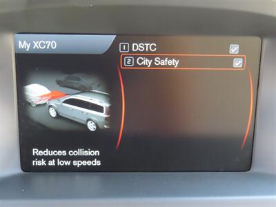 2015 Volvo XC70 T6 AWD Premier Plus   - Photo 11 - Santa Cruz, CA 95062