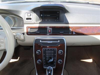 2015 Volvo XC70 T6 AWD Premier Plus   - Photo 13 - Santa Cruz, CA 95062