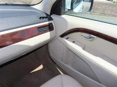 2015 Volvo XC70 T6 AWD Premier Plus   - Photo 20 - Santa Cruz, CA 95062