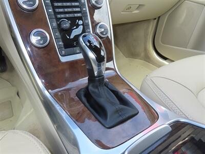 2016 Volvo XC70 T5 Drive-E Premier - Photo 27 - Santa Cruz, CA 95062