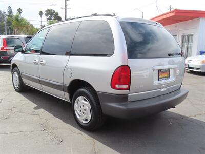 2000 Dodge Caravan SE - Photo 3 - Santa Cruz, CA 95062