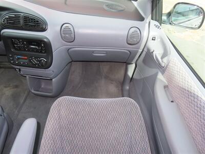2000 Dodge Caravan SE - Photo 15 - Santa Cruz, CA 95062