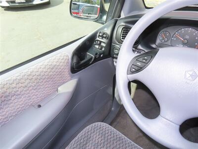 2000 Dodge Caravan SE - Photo 9 - Santa Cruz, CA 95062