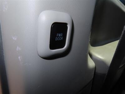 2016 Toyota Sienna XLE Premium 8-Passenger   - Photo 37 - Santa Cruz, CA 95062