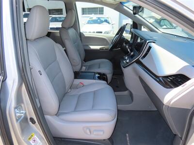 2016 Toyota Sienna XLE Premium 8-Passenger   - Photo 21 - Santa Cruz, CA 95062