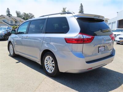 2016 Toyota Sienna XLE Premium 8-Passenger   - Photo 3 - Santa Cruz, CA 95062