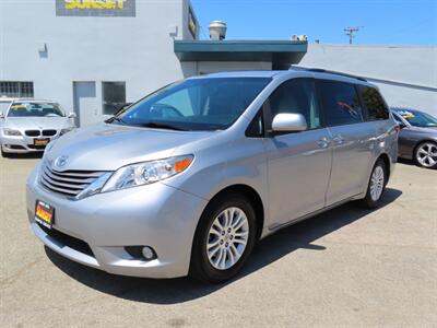 2016 Toyota Sienna XLE Premium 8-Passenger   - Photo 2 - Santa Cruz, CA 95062