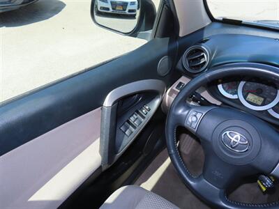 2007 Toyota RAV4 Limited 4WD   - Photo 11 - Santa Cruz, CA 95062