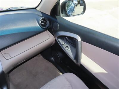 2007 Toyota RAV4 Limited 4WD   - Photo 21 - Santa Cruz, CA 95062