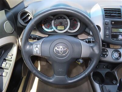 2007 Toyota RAV4 Limited 4WD   - Photo 9 - Santa Cruz, CA 95062