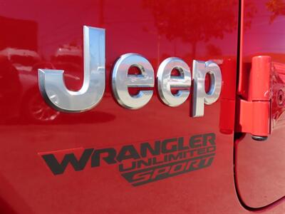 2018 Jeep Wrangler Sport S - Photo 5 - Santa Cruz, CA 95062