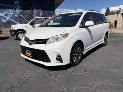 2018 Toyota Sienna LE 7-Passenger AWD - Photo 3 - Santa Cruz, CA 95062