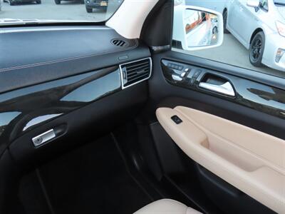 2019 Mercedes-Benz GLS 450 4MATIC   - Photo 28 - Santa Cruz, CA 95062