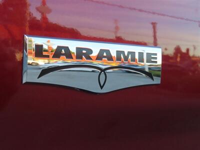 2018 RAM 2500 Laramie HD Crew Cab 4WD   - Photo 6 - Santa Cruz, CA 95062