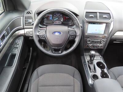 2018 Ford Explorer XLT   - Photo 7 - Santa Cruz, CA 95062