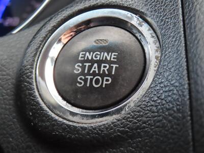 2019 Subaru Outback 2.5i Touring AWD   - Photo 13 - Santa Cruz, CA 95062