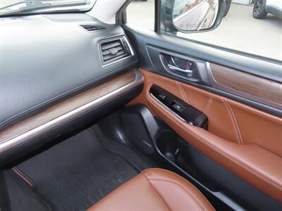 2019 Subaru Outback 2.5i Touring AWD   - Photo 30 - Santa Cruz, CA 95062