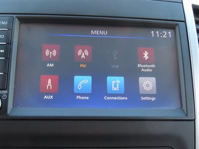 2019 Nissan Frontier SV Crew-Cab - Photo 20 - Santa Cruz, CA 95062