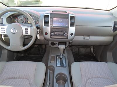 2019 Nissan Frontier SV Crew-Cab - Photo 23 - Santa Cruz, CA 95062