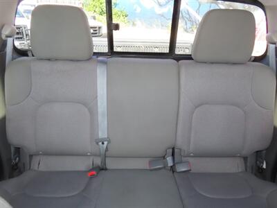 2019 Nissan Frontier SV Crew-Cab - Photo 26 - Santa Cruz, CA 95062