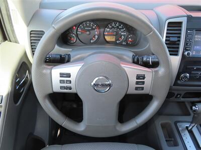 2019 Nissan Frontier SV Crew-Cab - Photo 8 - Santa Cruz, CA 95062