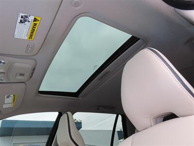 2014 Volvo XC90 3.2 R-Design Platinum AWD   - Photo 11 - Santa Cruz, CA 95062