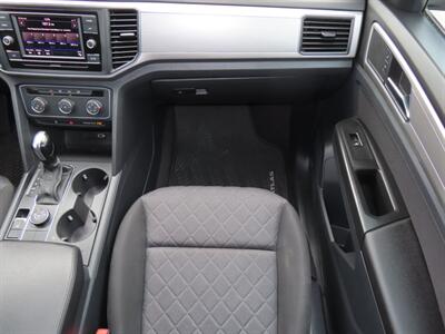 2018 Volkswagen Atlas V6 S 4Motion   - Photo 17 - Santa Cruz, CA 95062