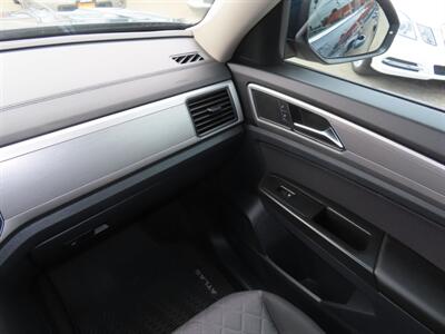 2018 Volkswagen Atlas V6 S 4Motion   - Photo 18 - Santa Cruz, CA 95062