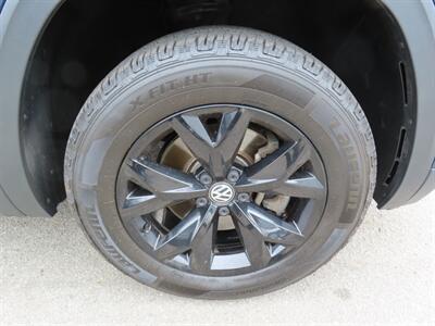 2018 Volkswagen Atlas V6 S 4Motion   - Photo 39 - Santa Cruz, CA 95062