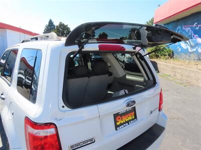 2009 Ford Escape Hybrid AWD - Photo 31 - Santa Cruz, CA 95062