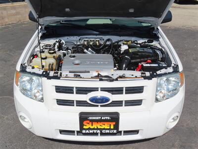 2009 Ford Escape Hybrid AWD - Photo 35 - Santa Cruz, CA 95062