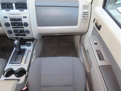 2009 Ford Escape Hybrid AWD - Photo 16 - Santa Cruz, CA 95062