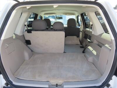 2009 Ford Escape Hybrid AWD - Photo 29 - Santa Cruz, CA 95062